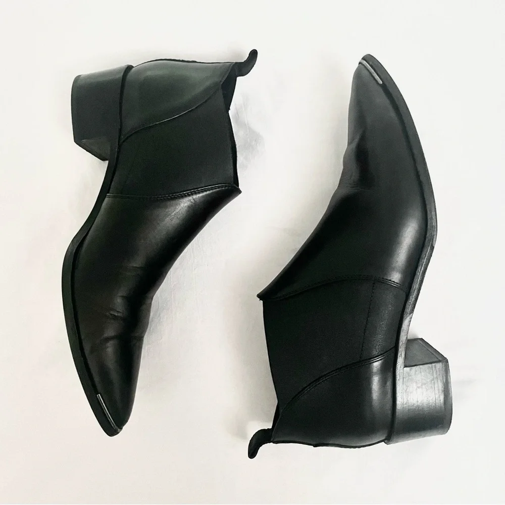 Acne Studios Size 40 Jenny Black Pointed Toe Low Ankle Chelsea Bootie/Boots - Picture 9 of 12